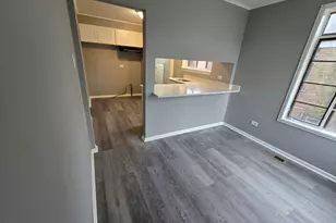 14535 Dobson Ave, Dolton, IL 60419 - Photo 6