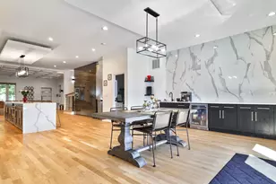 943 N Central Park Ave, Chicago, IL 60651 - Photo 14