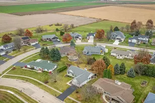 919 Gregory Way, Winnebago, IL 61088 - Photo 48