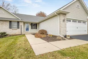 919 Gregory Way, Winnebago, IL 61088 - Photo 42