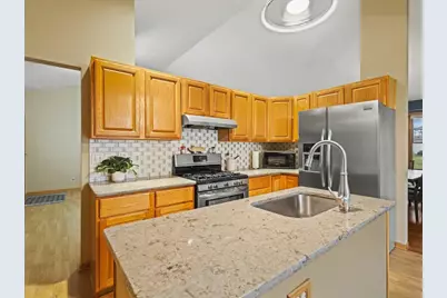 919 Gregory Way, Winnebago, IL 61088 - Photo 10