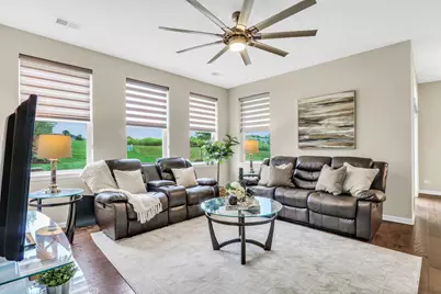 6296 Doral Drive, Gurnee, IL 60031 - Photo 16