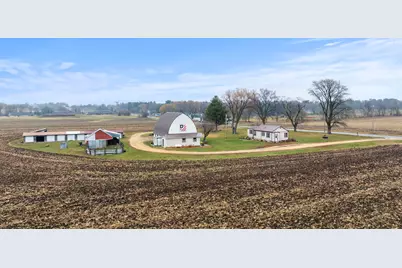 1684 N Mt Morris Road, Mount Morris, IL 61054 - Photo 2