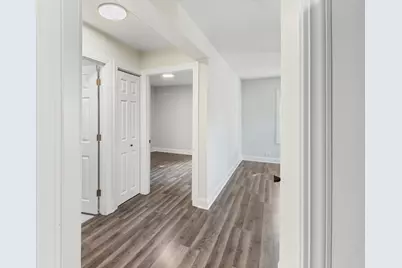 1511 Pine Grove Avenue, Round Lake Beach, IL 60073 - Photo 8