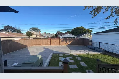 1739 N 24th Avenue, Melrose Park, IL 60160 - Photo 36