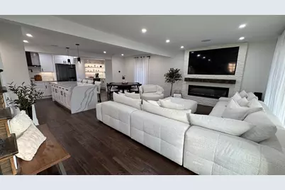 1739 N 24th Avenue, Melrose Park, IL 60160 - Photo 4