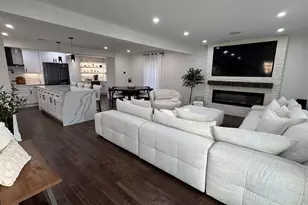 1739 N 24th Ave, Melrose Park, IL 60160 - Photo 4