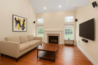 4715 Auvergne Avenue #4715, Lisle, IL 60532 - Photo 2