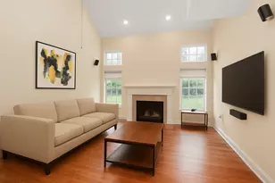 4715 Auvergne Ave, Lisle, IL 60532 - Photo 2