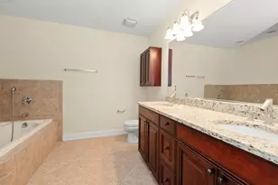 4715 Auvergne Ave, Lisle, IL 60532 - Photo 10