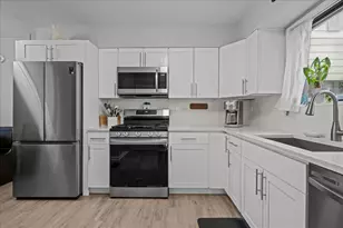 7315 Winthrop Way, Downers Grove, IL 60516 - Photo 8