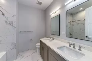 [Address not provided], Elmhurst, IL 60126 - Photo 10