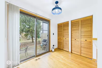 236 Shadowbend Drive, Wheeling, IL 60090 - Photo 10