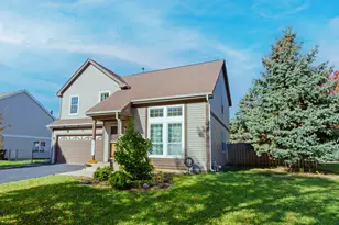 1734 Somerfield Ln, Crystal Lake, IL 60014 - Photo 2