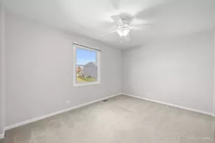 964 Woodbridge Dr, Cary, IL 60013 - Photo 22