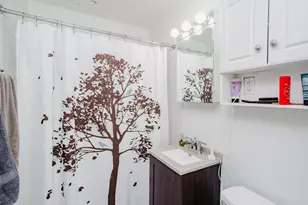 106 Woodcrest Cir, Streamwood, IL 60107 - Photo 16