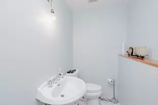 106 Woodcrest Cir, Streamwood, IL 60107 - Photo 20