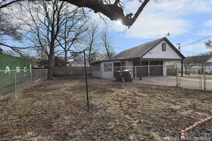 2610 S Thomas Ct, McHenry, IL 60051 - Photo 22