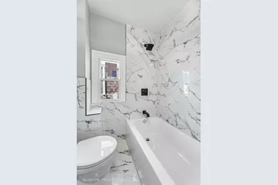 8640 S Blackstone Avenue, Chicago, IL 60619 - Photo 14