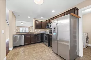 2521 Pembrook Point, Champaign, IL 61821 - Photo 14