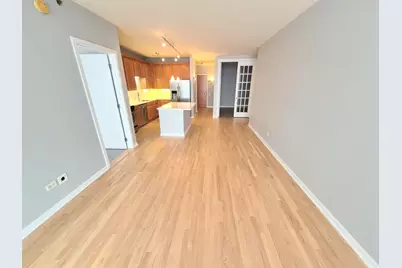 210 S Des Plaines Street #707, Chicago, IL 60661 - Photo 2