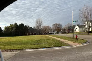 670 Sheffield Cir, Sugar Grove, IL 60554 - Photo 1