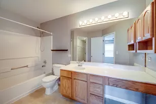 4055 Blackstone Dr, Aurora, IL 60504 - Photo 22