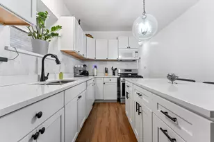 1333 Clinton Ave, Berwyn, IL 60402 - Photo 6