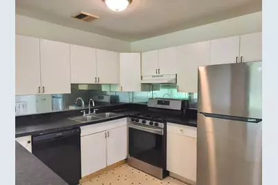 5B Kingery Quarter #107, Willowbrook, IL 60527 - Photo 10