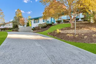 1405 Surrey Ln, Algonquin, IL 60102 - Photo 6