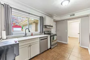 1632 Arden Ave, Rockford, IL 61107 - Photo 12