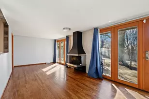 713 Lois Pl, Joliet, IL 60435 - Photo 8