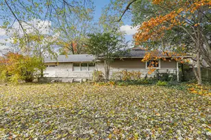 713 Lois Pl, Joliet, IL 60435 - Photo 18