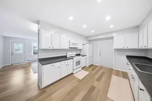 404 Willow Dr, Belvidere, IL 61008 - Photo 4