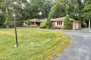 24360 S Timberline Trail, Crete, IL 60417 - Photo 2