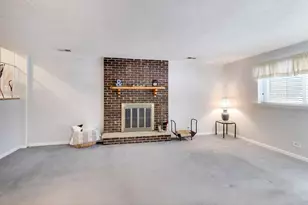 1046 Martingale Dr, Bartlett, IL 60103 - Photo 16