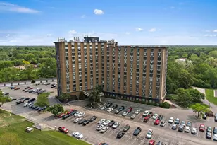 1 Renaissance Pl, Palatine, IL 60067 - Photo 28