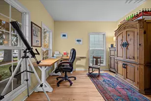 710 N Van Buren St, Batavia, IL 60510 - Photo 4