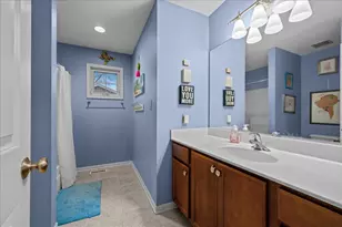 710 N Van Buren St, Batavia, IL 60510 - Photo 18