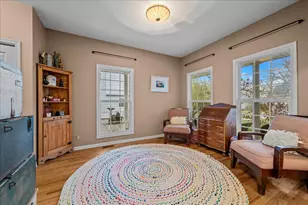 710 N Van Buren St, Batavia, IL 60510 - Photo 6