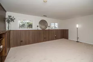 943 Cambridge Ln, Crystal Lake, IL 60014 - Photo 12