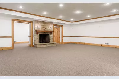 2716 Spring Creek Road, Rockford, IL 61107 - Photo 54