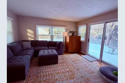 2523 Hastings Avenue, Evanston, IL 60201 - Photo 10