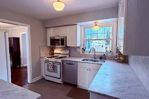 2523 Hastings Ave, Evanston, IL 60201 - Photo 8