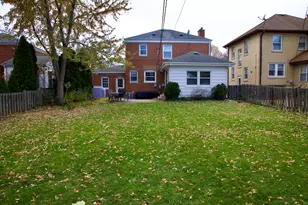 2523 Hastings Ave, Evanston, IL 60201 - Photo 2