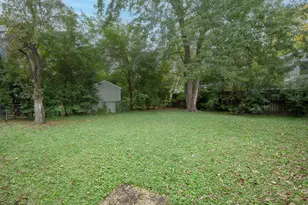 216 Flora Ave, Glenview, IL 60025 - Photo 40