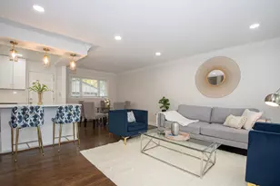 216 Flora Ave, Glenview, IL 60025 - Photo 6