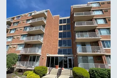 2201 S Highland Avenue #3G, Lombard, IL 60148 - Photo 1