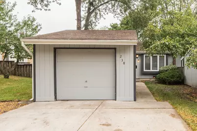 238 Driftwood Lane, Bloomingdale, IL 60108 - Photo 2