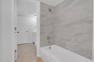 [Address not provided], Hoffman Estates, IL 60169 - Photo 16